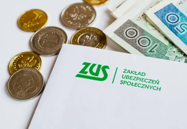 ZUS, monety i banknoty. Ile można dorobić do renty socjalnej?